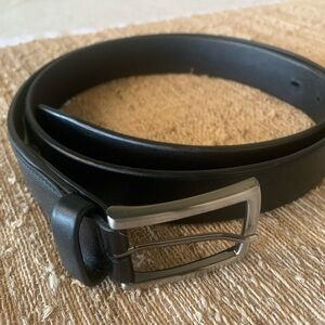 Perry Ellis Portfolio Black leather belt